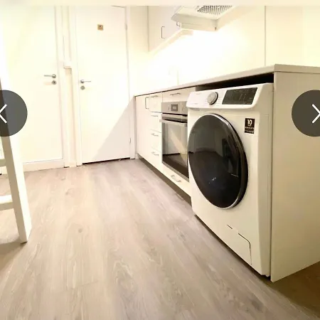 Central Apartment *